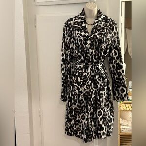 Dana Bachman Animal Print Trench Size L